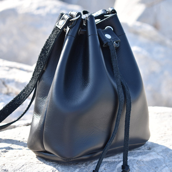 Μεγάλο Πουγκί Δερμάτινη Τσάντα σε Μαύρο Χρώμα - δέρμα, ώμου, πουγκί, μεγάλες, all day - 3