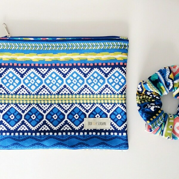 Τσαντάκι (νεσεσέρ) Blue stripes + scrunchie - ύφασμα, αδιάβροχο, ethnic