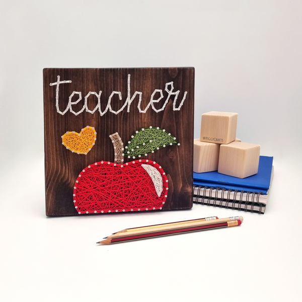 Ξύλινο καδράκι με καρφιά & κλωστές "Teacher" 20x20cm - πίνακες & κάδρα, δώρα για δασκάλες - 2