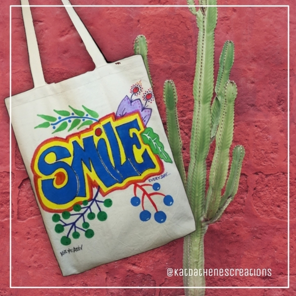 Τσάντα SMILE ζωγραφισμένη πανινη 28Χ35 χειροποιητη, οικολογική tote bag, shopper - ύφασμα, all day, πάνινες τσάντες - 4