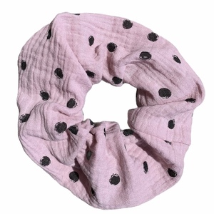 Dusty pink dotted scrunchie - λαστιχάκια μαλλιών