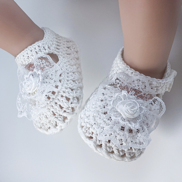 Πλεκτό λευκό καλοκαιρινό σετ για κορίτσια / καπέλο, κορδέλα, παπουτσάκια / 0-12/ Crochet white summer set for girls / hat, shoes - κορίτσι, σετ, βρεφικά ρούχα - 5