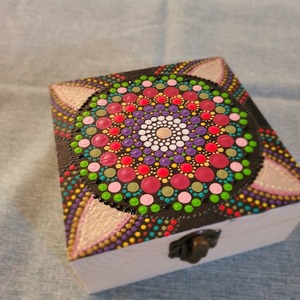 Κουτί ξύλινο ζωγραφισμένο στο χέρι με σχέδιο mandala 12*12*5 - ξύλο, κουτί, διακοσμητικά, mandala - 4