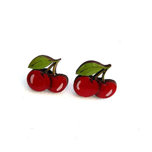 Stud earrings "Κεράσια"!!!". - ξύλο, γυαλί, ζωγραφισμένα στο χέρι, απαραίτητα καλοκαιρινά αξεσουάρ, καρφωτά