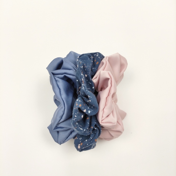 Σετ από 3 μεγάλα Scrunchies Ροζ - Terrazzo - Dusty Blue - κοκκαλάκι, δώρο, λαστιχάκια μαλλιών - 2