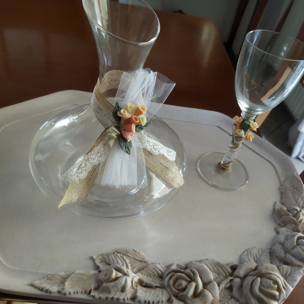 Δίσκος γάμου ξύλινος με σκαλιστά λουλούδια