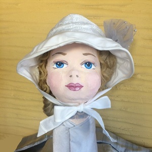 Παιδικό λευκό μπροντερί καπελάκι στολισμένο με τούλινο φιόγκο και πέρλες - ύφασμα, φιόγκος, δαντέλα, καπέλα - 2
