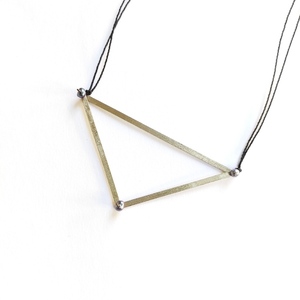 Μενταγιόν - τρίγωνο με μαργαριτάρια, εξ ολοκλήρου χειροποίητο (2 σχέδια) - μαργαριτάρι, ορείχαλκος, αλπακάς, χειροποίητα, πρωτότυπα δώρα - 5