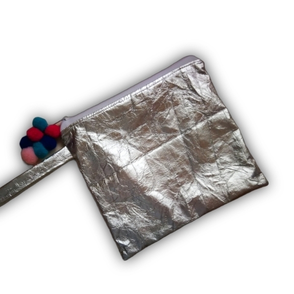 Αδιάβροχο ασημί τσαντακι pouch απο δερματινη 21Χ23, με βαμβακερή φόδρα (Silver) - all day, δερματίνη, Black Friday