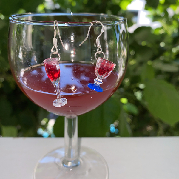 Μονά σκουλαρίκια ποτήρι με κρασί - καθημερινό, μικρά, κρεμαστά, γάντζος, μινιατούρες φιγούρες - 4