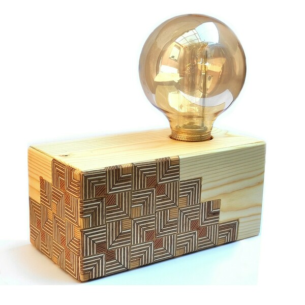 Ξύλινο χειροποίητο διακοσμητικό επιτραπέζιο φωτιστικό με μοτίβο - ξύλο, πορτατίφ
