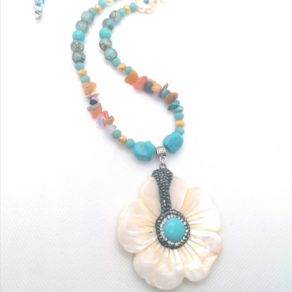 Χειροποίητο Μοναδικό κολιέ Natural Sea shell pendent with turquise beads and mix with natural pearly beads, gemstones, turquoise. - ημιπολύτιμες πέτρες, κοχύλι, μακριά, μεγάλα