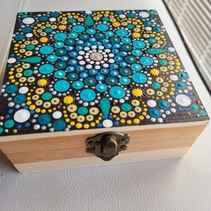 Κουτί ζωγραφισμένο με σχέδιο mandala. - ξύλο, κουτί, διακοσμητικά, mandala