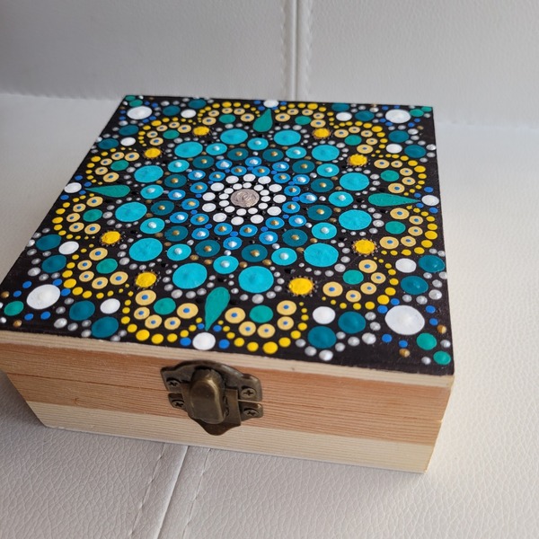 Κουτί ζωγραφισμένο με σχέδιο mandala. - ξύλο, κουτί, διακοσμητικά - 5