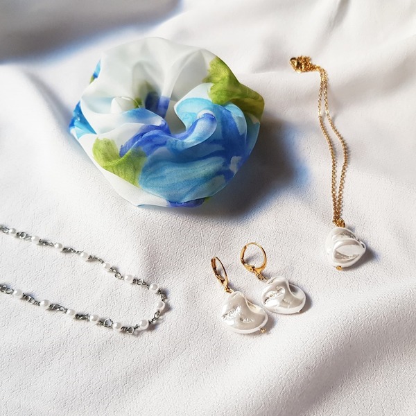 "Pearl Earrings"- Μίνιμαλ σκουλαρίκια με πέρλες - επιχρυσωμένα, κρίκοι, μικρά, ατσάλι, πέρλες - 4