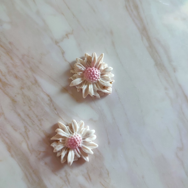 Lilys - πηλός, λουλούδι, καρφωτά, μικρά, faux bijoux, καρφάκι - 3
