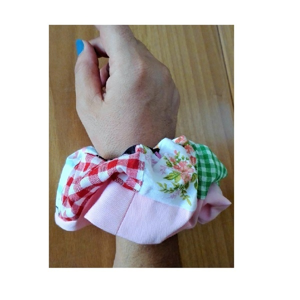Χειροποίητο scrunchie XL με φάσα σε ροζ χρώμα, patchwork. - κοκκαλάκι, ύφασμα, μαμά, λαστιχάκια μαλλιών - 3