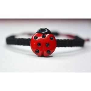 Χειροποίητο μακραμέ βραχιόλι με πασχαλίτσα- Ladybug macrame bracelet - μακραμέ, πασχαλίτσα, χεριού, αυξομειούμενα, φθηνά