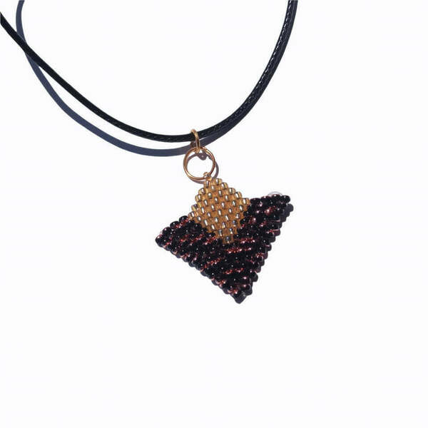 Κολιέ από χάντρες miyuki μαύρο χρυσό τρίγωνα - γυαλί, charms, χάντρες, κοντά, φθηνά