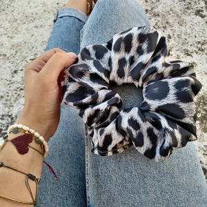 Animal print σατέν xl scrunchie - animal print, boho, λαστιχάκια μαλλιών - 5