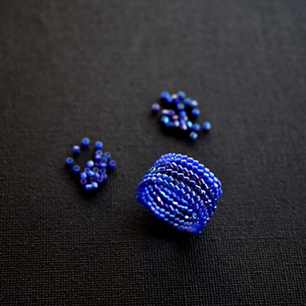 Μπλε ελεκτρίκ δαχτυλίδι με χάντρες miyuki - χάντρες, miyuki delica, boho, σταθερά, μεγάλα - 3