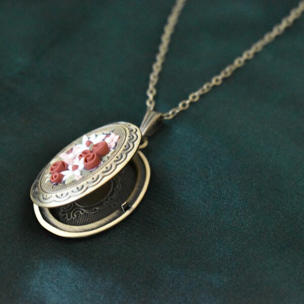 Vintage Locket | Χειροποίητο vintage μενταγιόν με λουλούδια (Πολυμερικός Πηλός, Μπρούτζος) (40εκ.+5εκ. Αυξομείωση) - πηλός, κοντά, λουλούδι, μπρούντζος, μενταγιόν - 4