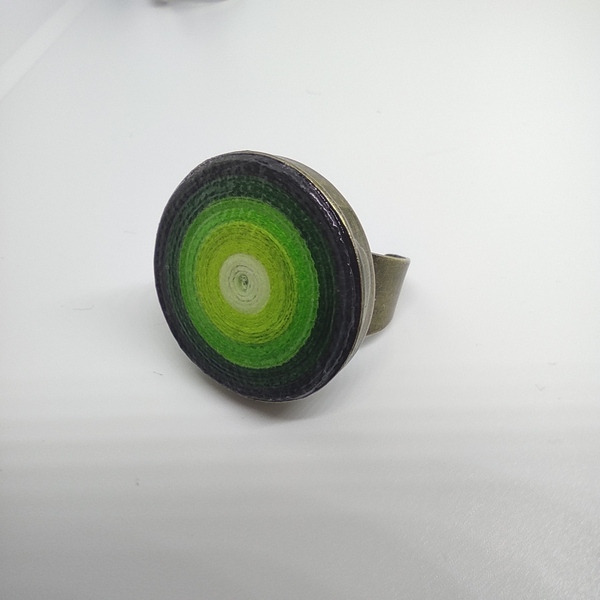 Δαχτυλίδι κύκλος στρογγυλό quilling Μπρονζέ σε αποχρώσεις του πράσινου. - χαρτί, μεγάλα, αυξομειούμενα, φθηνά