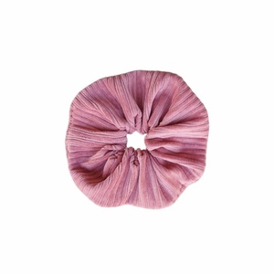 Scrunchie/ Λαστιχάκι μαλλιών 'fluffy ρουμπινί' - 1 τεμ. (large) - ύφασμα, βελούδο, για τα μαλλιά, λαστιχάκια μαλλιών
