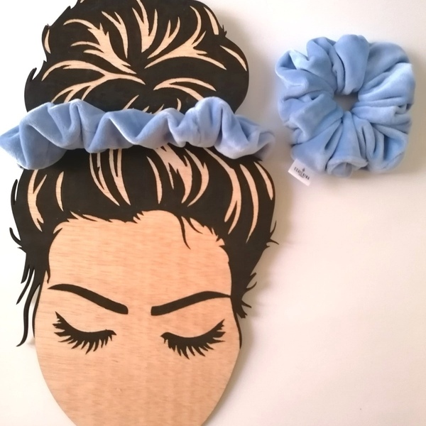 Baby blue βελουτέ λαστιχάκι μαλλιών (scrunchy) - statement, γυναικεία, λαστιχάκι, για τα μαλλιά, δώρα για γυναίκες, λαστιχάκια μαλλιών