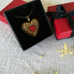 Εντυπωσιακή καρδιά με χρυσό γκλίτερ από υγρό γυαλί, μήκος 42εκ - καρδιά, αγάπη, χειροποίητα, κοντά, μενταγιόν - 2