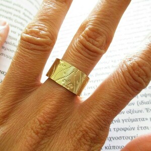 Χειροποίητο ανάγλυφο δαχτυλίδι φτιαγμένο από ορείχαλκο - αυξομειούμενα, ορείχαλκος, boho