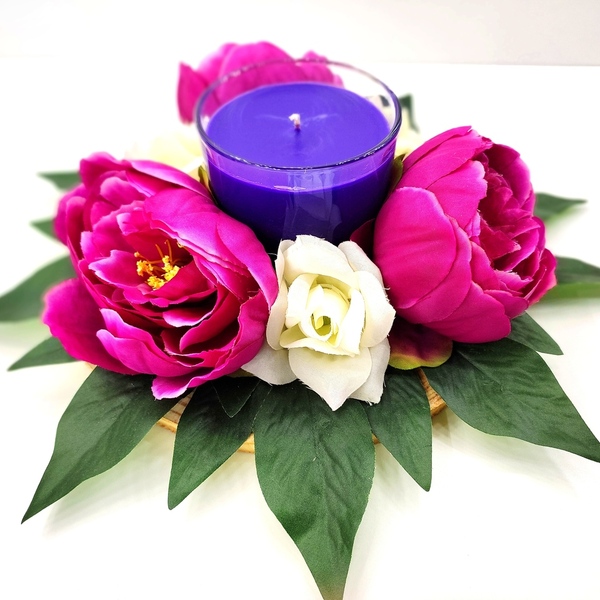 Ξύλινη σύνθεση κορμός 11χ22 εκ με υφασμάτινα τριαντάφυλλα και χειροποίητο μωβ κερί σε γυάλινο ποτήρι - ύφασμα, ξύλο, διακοσμητικά