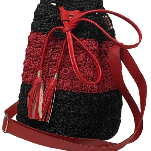 Χειροποίητη πλεκτή τσάντα πουγκί με κόκκινα δερμάτινα στοιχεία - νήμα, ώμου, πουγκί, χειρός, πλεκτές τσάντες