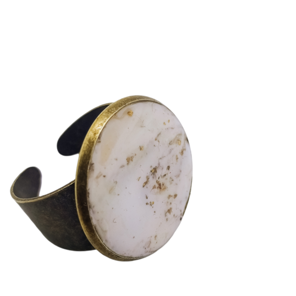 Vintage δαχτυλίδι ρυθμιζόμενο με γέμισμα από πολυμερικο πηλο σε μπεζ και λευκες αποχρώσεις - πηλός, μεγάλα, αυξομειούμενα