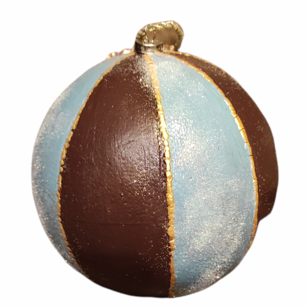 Χειροποίητη χριστουγεννιάτικη μπάλα με Αγιο Βασίλη σε καφέ - γαλάζιο 12 εκ. - πηλός, άγιος βασίλης, στολίδια, μπάλες - 2