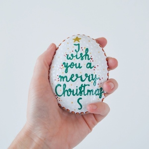 Χριστουγεννιάτικη πέτρα "I wish you a merry Christmas", ζωγραφισμένη στο χέρι, μήκους 10 εκ. - ζωγραφισμένα στο χέρι, διακοσμητικά - 3
