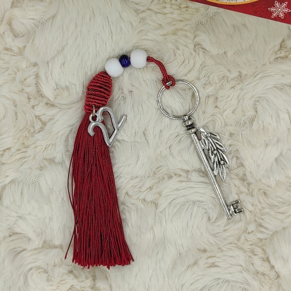 Χειροποίητο επιτραπέζιο γούρι 2022 μεταλλικό κλειδί με μπορντό φούντα - κλειδί, χριστουγεννιάτικα δώρα, γούρια - 4