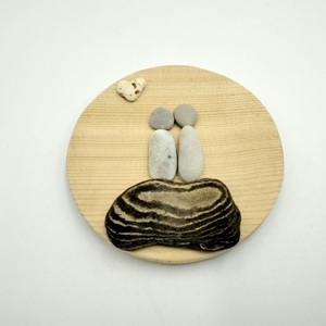 Ξύλινο μαγνητάκι με βότσαλα και θαλασσόξυλο, ερωτευμένοι (9cm) - ξύλο, δώρα επετείου, δώρα γενεθλίων, διακοσμητικά, αγ. βαλεντίνου - 2
