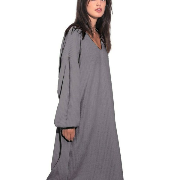 LONG CASUAL DRESS WITH V NECK