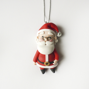 Μενταγιόν - Άγιος Βασίλης από πολυμερή πηλό - πηλός, κουκλίτσα, χριστουγεννιάτικα δώρα, άγιος βασίλης, μινιατούρες φιγούρες