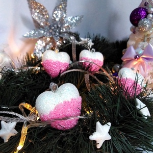 Σετ 4 χριστουγεννιάτικα στολίδια καρδούλες ροζ χάντρες-λευκό γκλίτερ 4×4×2,5cm/τμχ - καρδιά, χριστούγεννα, στολίδια, πρωτοχρονιά - 2