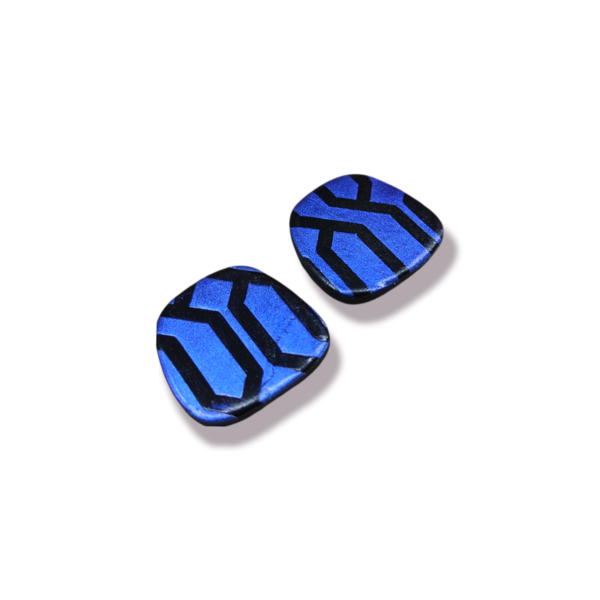 Μπλε ιριδίζοντα statement studs με γεωμετρικό pattern #1 - μοντέρνο, πηλός, γεωμετρικά σχέδια, καρφωτά - 2