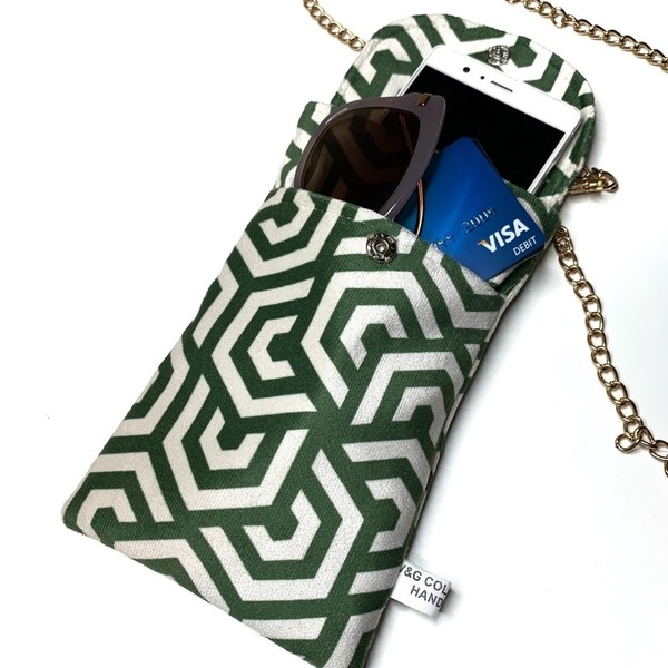 Χειροποίητο πράσινο λευκό τσαντάκι κινητού-Green velvet geometric mobile bag - θήκες - 2