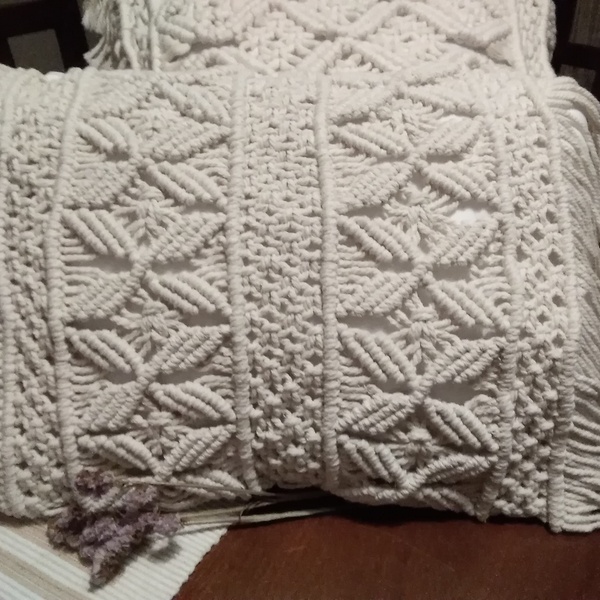 Macrame μαξιλαρι