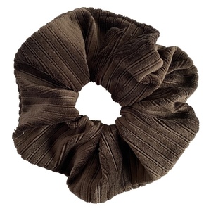 Χειροποίητο λαστιχάκι μαλλιών / scrunchie ΒΕΛΟΥΤΕ ΚΑΦΕ - ύφασμα, χειροποίητα, λαστιχάκια μαλλιών