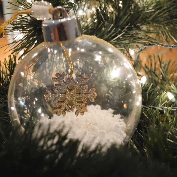 Χριστουγεννιάτικη μπάλα 8cm με χιονονιφάδα σε χάρτινο κουτί δώρου - κορδέλα, πλαστικό, χιονονιφάδα, στολίδια, μπάλες - 5
