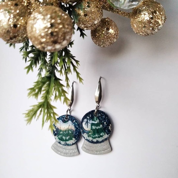 Χριστουγεννιάτικη χιονόμπαλα- Σκουλαρίκια από πολυμερικό πηλό - γυαλί, πηλός, κρεμαστά, χριστουγεννιάτικα δώρα - 2