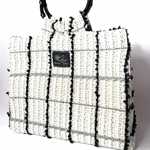 Χειροποίητη γυναικεία ασπρόμαυρη τσάντα χειρός-My name is elegant bag 33cm x28cm - ύφασμα, μεγάλες, all day, χειρός, tote
