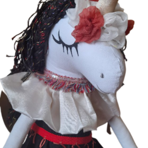 unicorn μονοκαιρίνα με ρούχα φρίντα κάλο για παιχνίδι και διακόσμηση 70 εκ. - μοναδικό, μονόκερος - 2