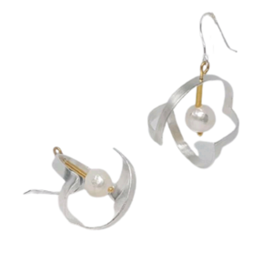 Σκουλαρίκια από ορείχαλκο εμπνευσμένα από τον κύκλο με μαργαριτάρι - επιχρυσωμένα, ορείχαλκος, επάργυρα, κρεμαστά, πέρλες - 2